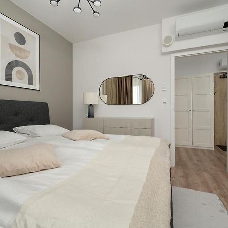 Apartamenty Zwycieska Z Klimatyzacja, Free Garage Wroclaw By Noclegi Renters Eksteriør bilde