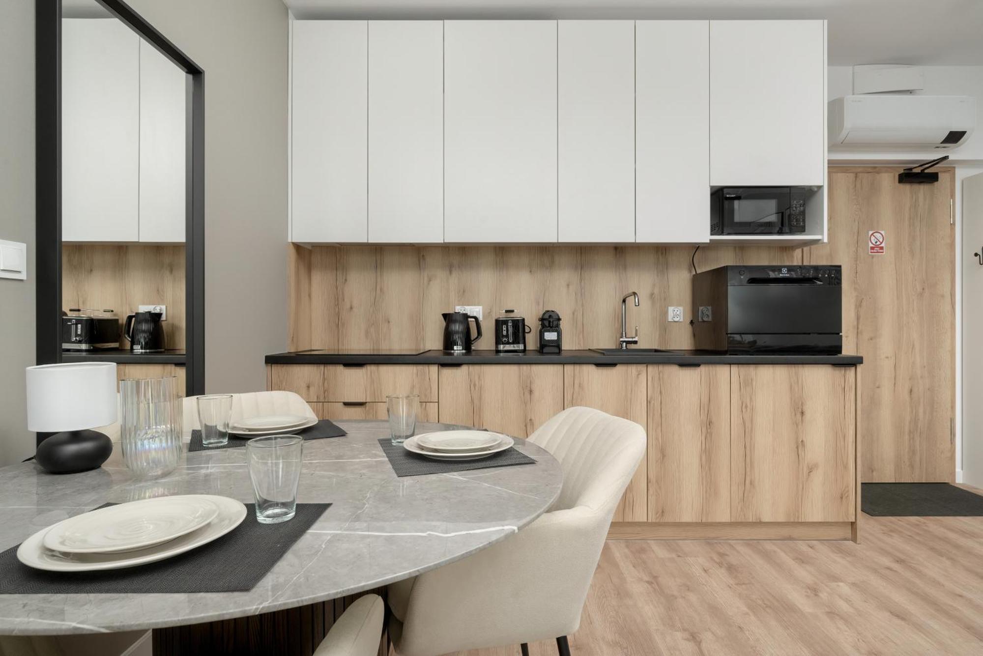 Apartamenty Zwycieska Z Klimatyzacja, Free Garage Wroclaw By Noclegi Renters Eksteriør bilde