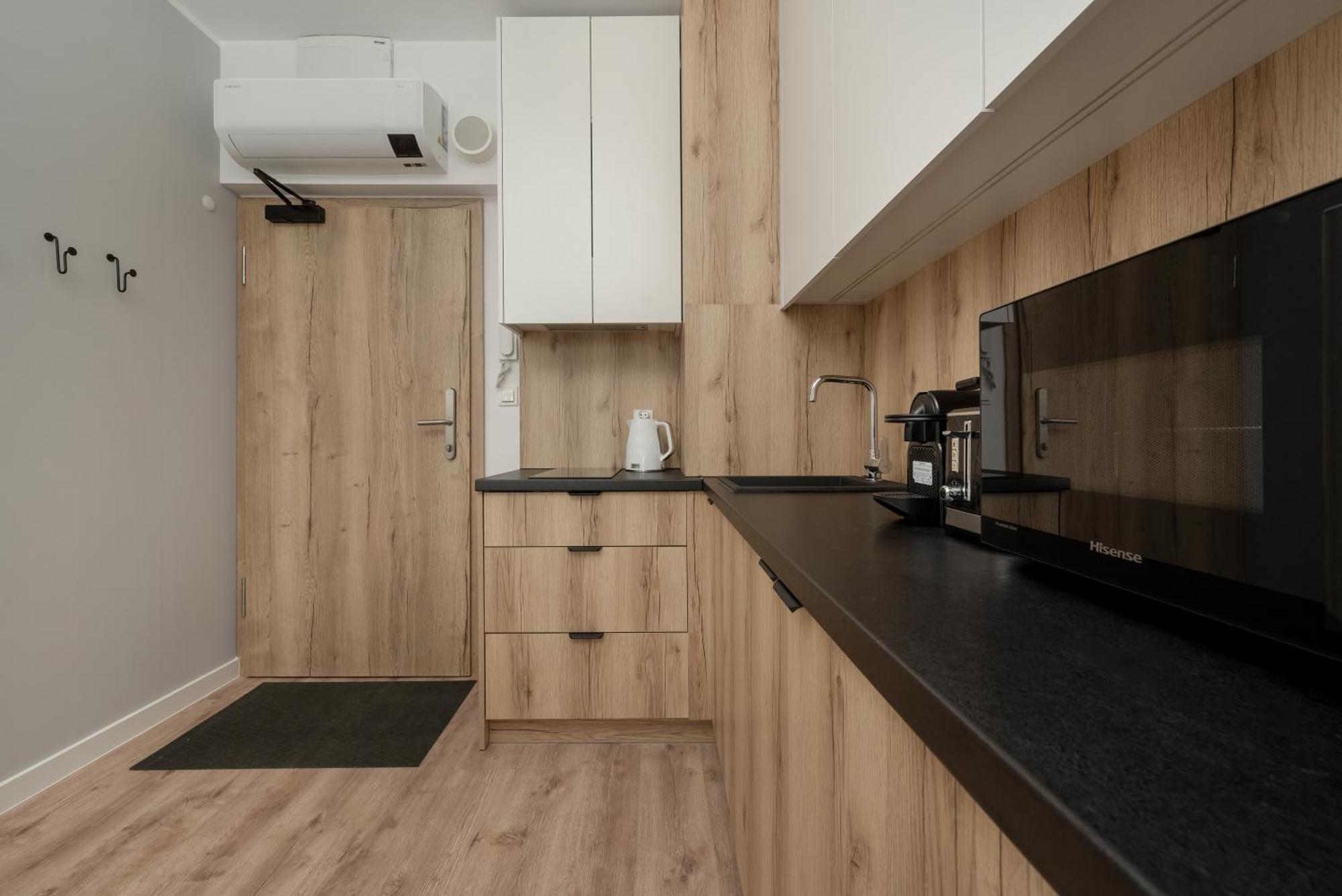 Apartamenty Zwycieska Z Klimatyzacja, Free Garage Wroclaw By Noclegi Renters Eksteriør bilde